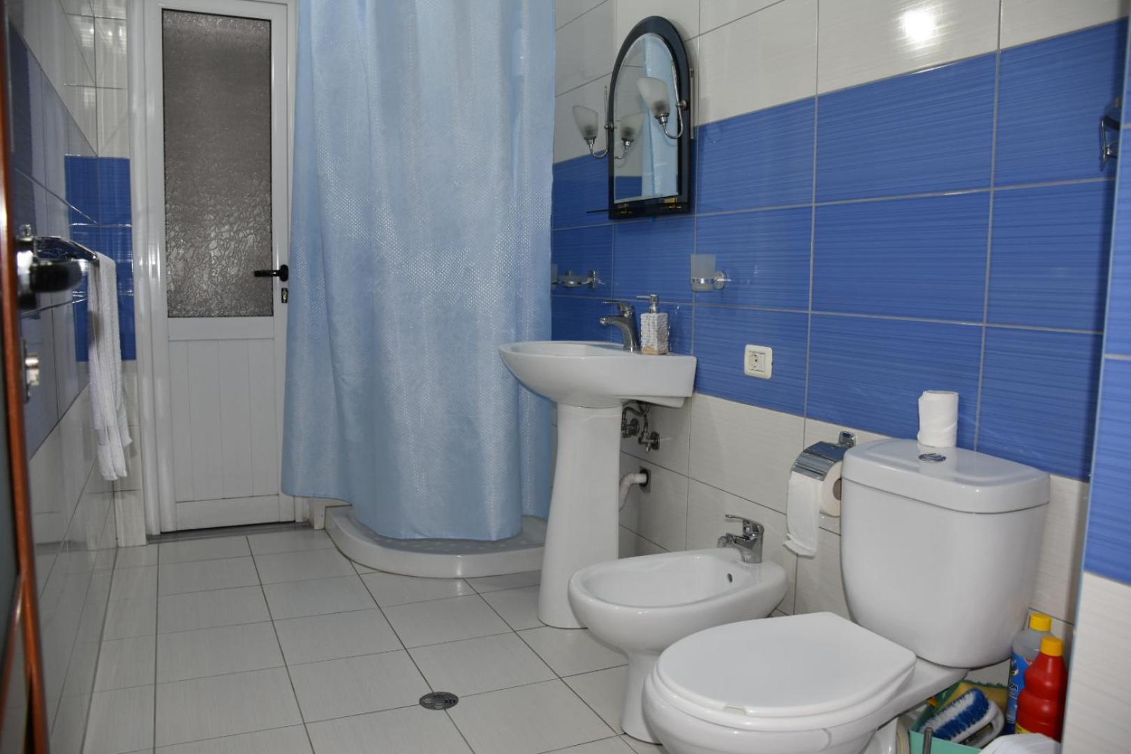Leo Apartment Permet Ngoại thất bức ảnh